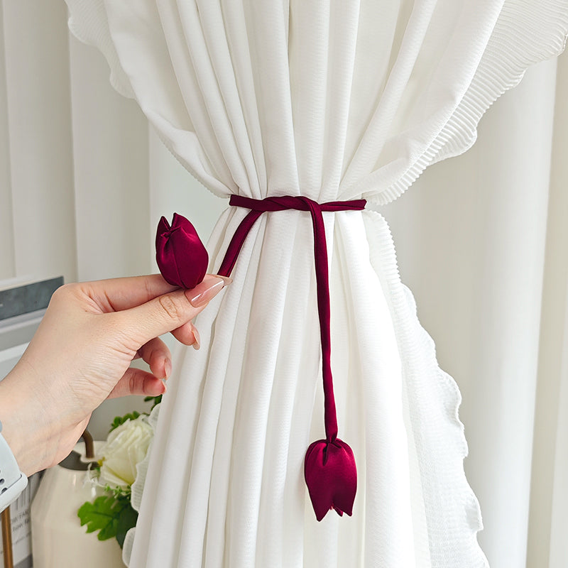Curtain tiebacks