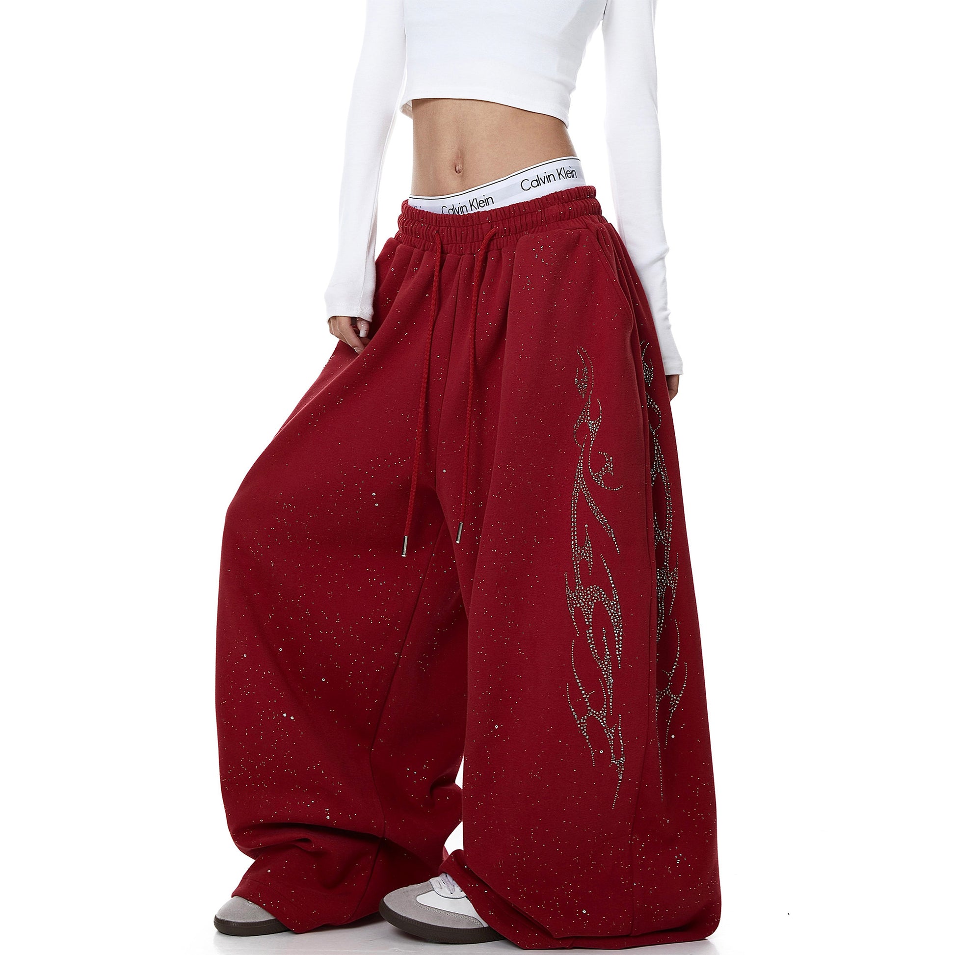 Curved knife style sweatpants, wide-leg pants