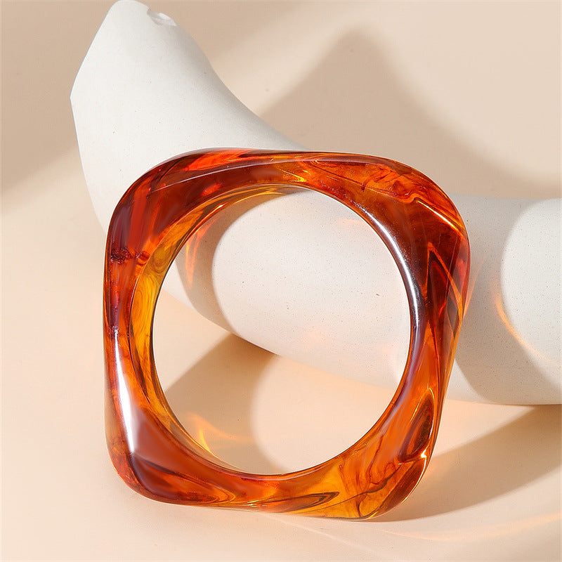 Curved Metal-Texture Bracelet
