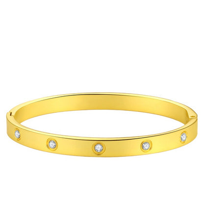 Curved Metal-Texture Bracelet