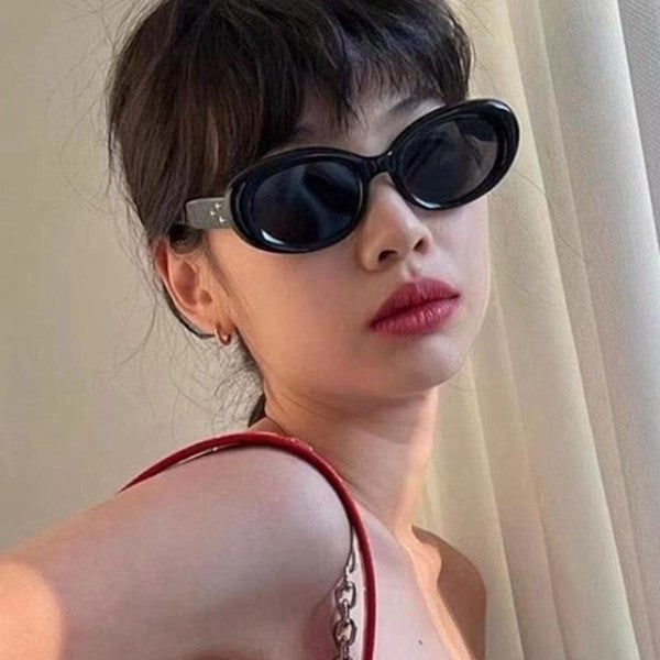 Curved-shaped sunglasses
