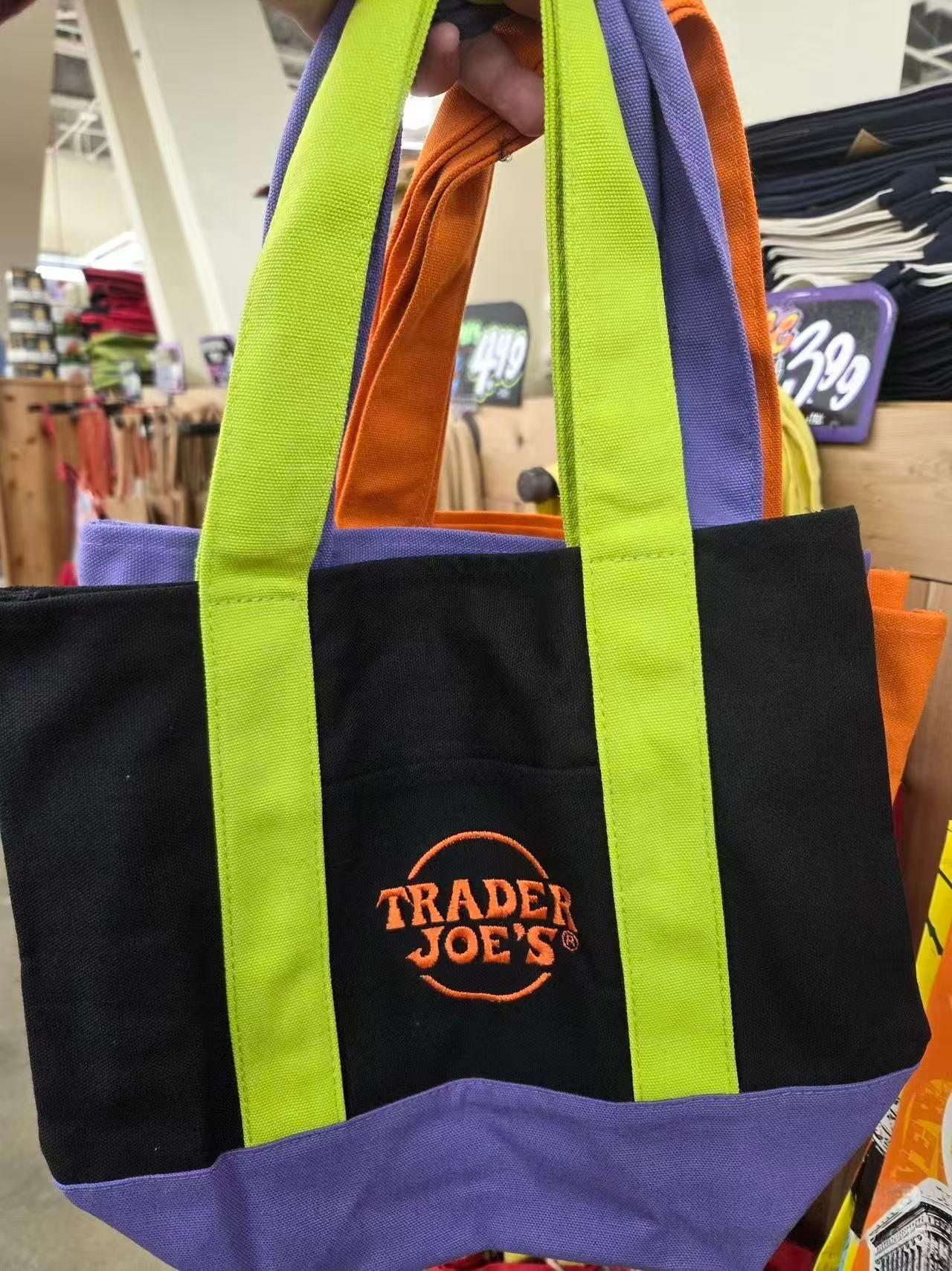 Customizable Canvas Tote Bag with Embroidery