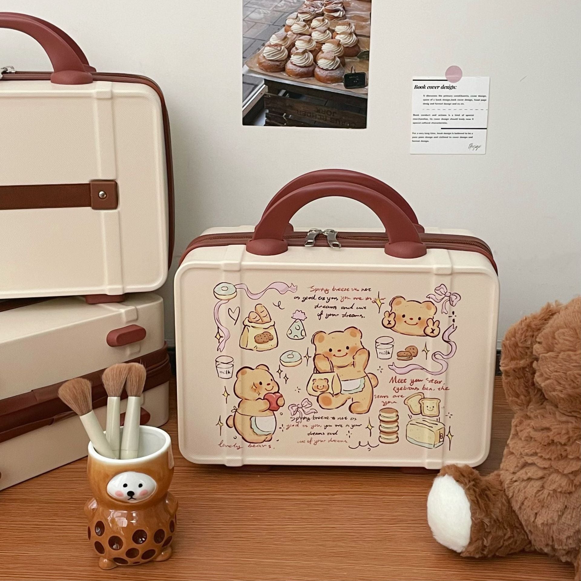 Customizable printed cosmetic cases