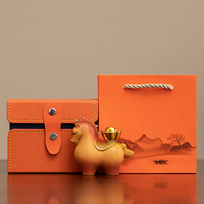 Customized Horse Figurine Gift Set