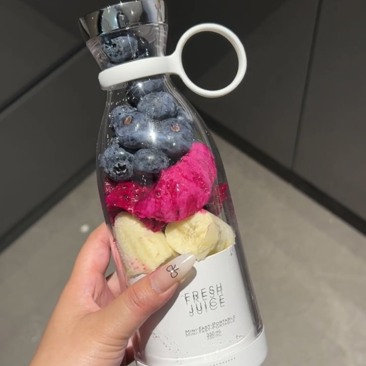 Cute kitten juicer electric small portable