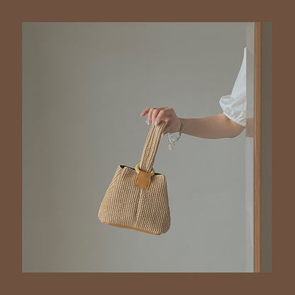 Cute Straw Handbag with Adjustable Chain