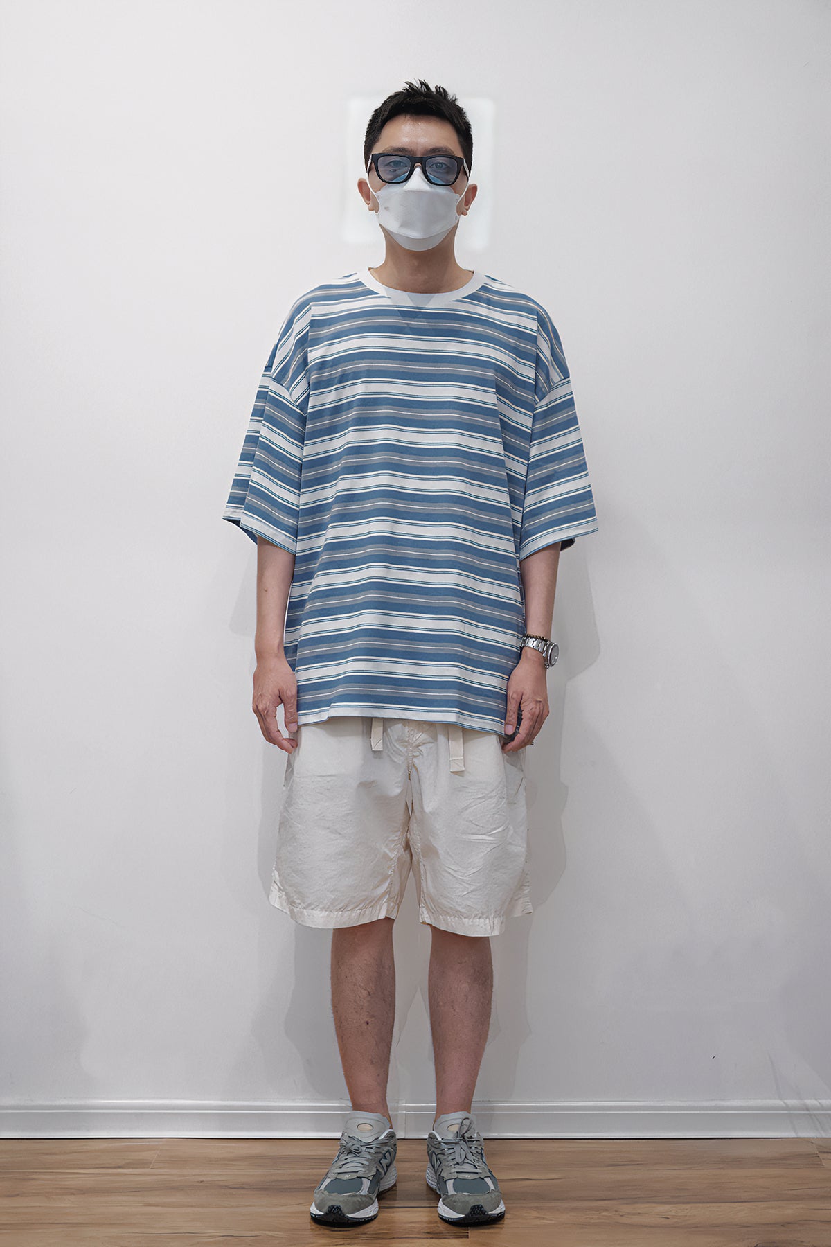 Candy-colored Pinstripe T-shirt – Loose-fitting Short-sleeve