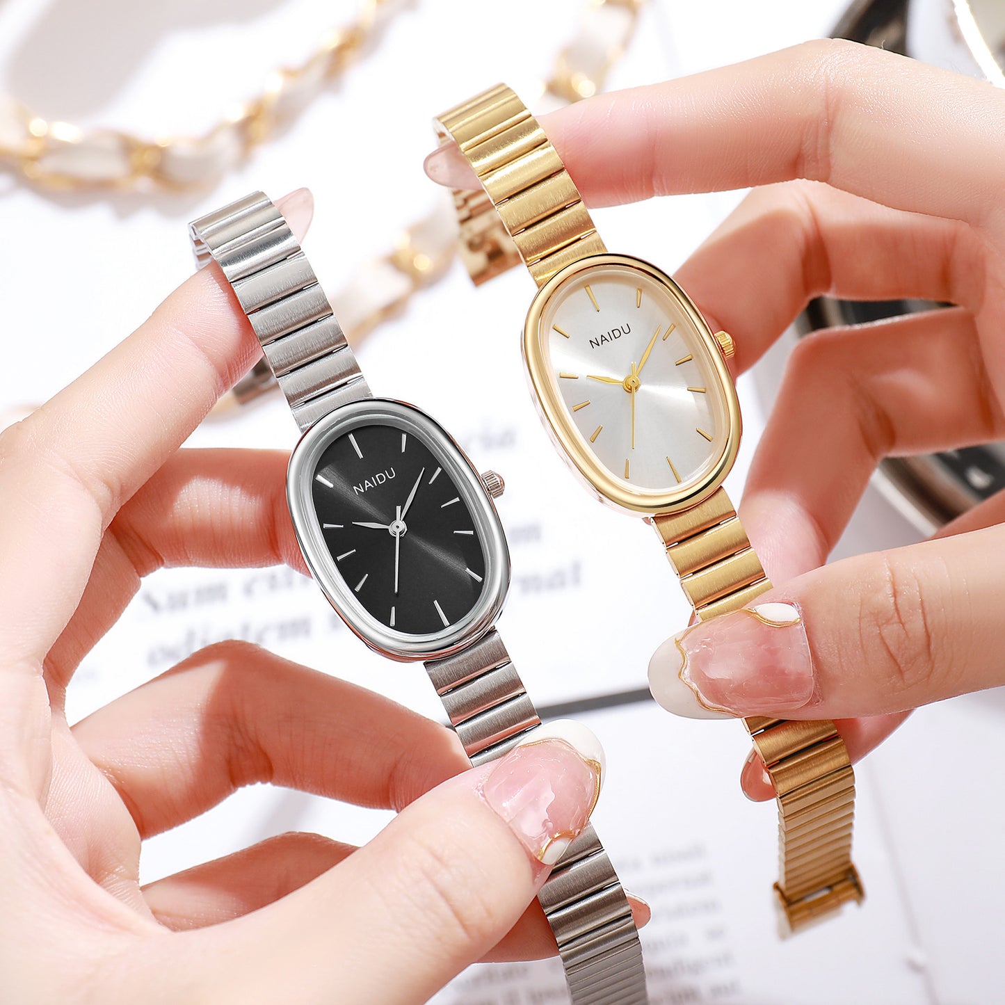 Girls Watch with Bamboo-Link Strap – Classic Oval Small Dial