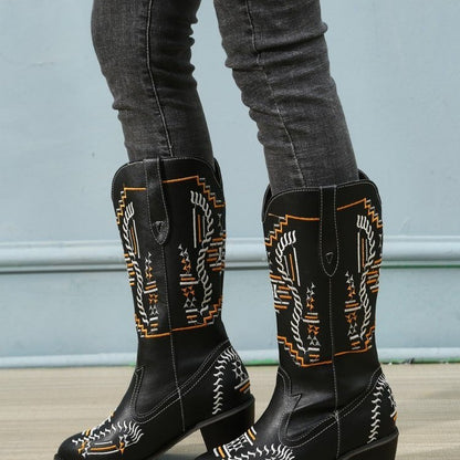 Daily pointed-toe mid-calf women's boots