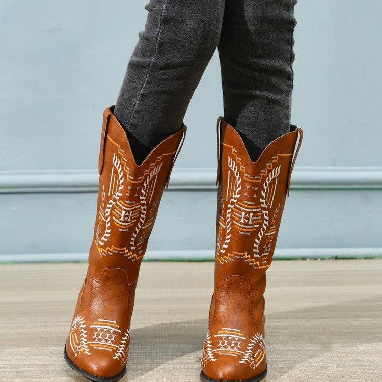 Daily pointed-toe mid-calf women's boots
