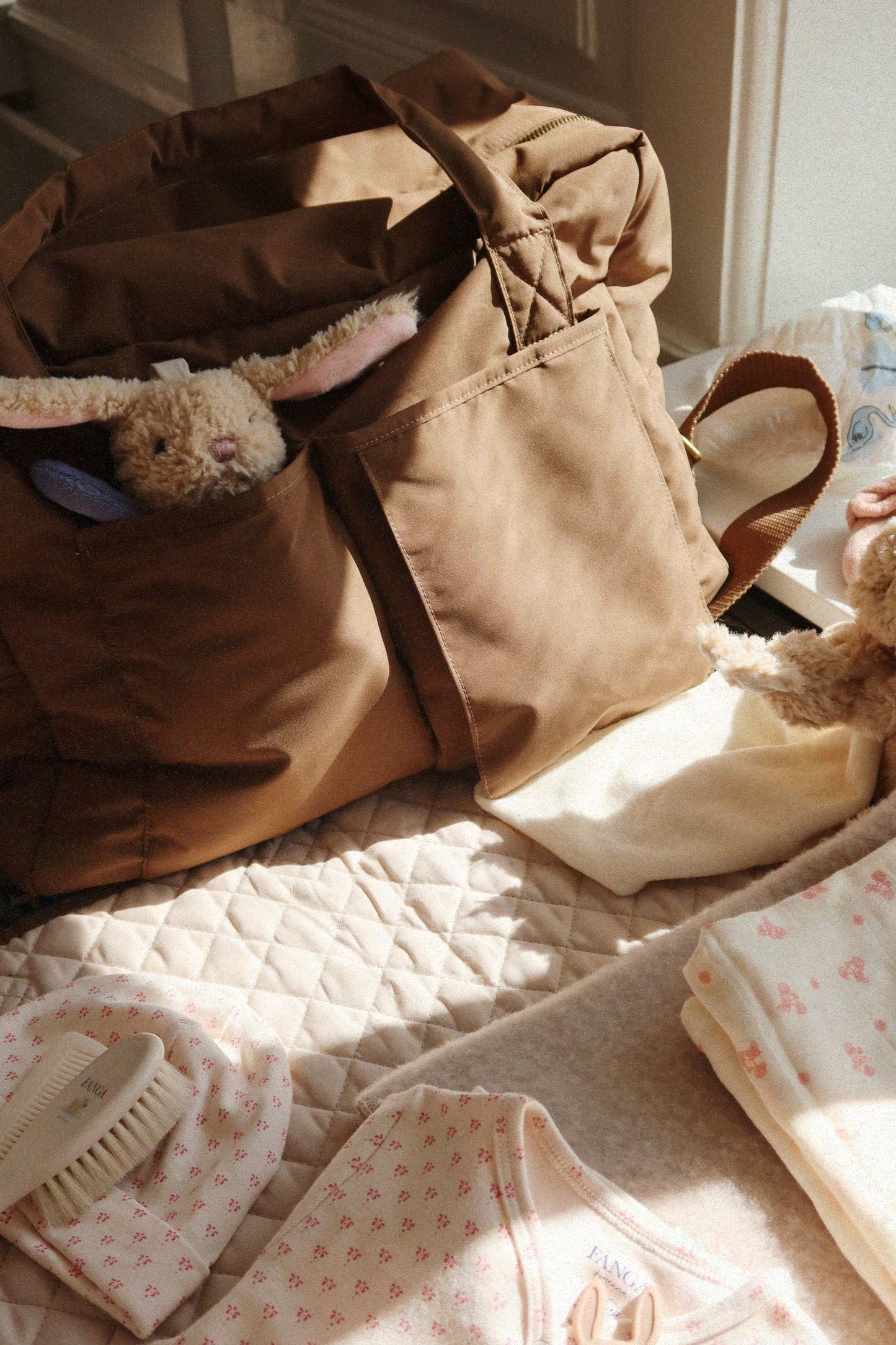 Danish Maternity Shoulder Bag