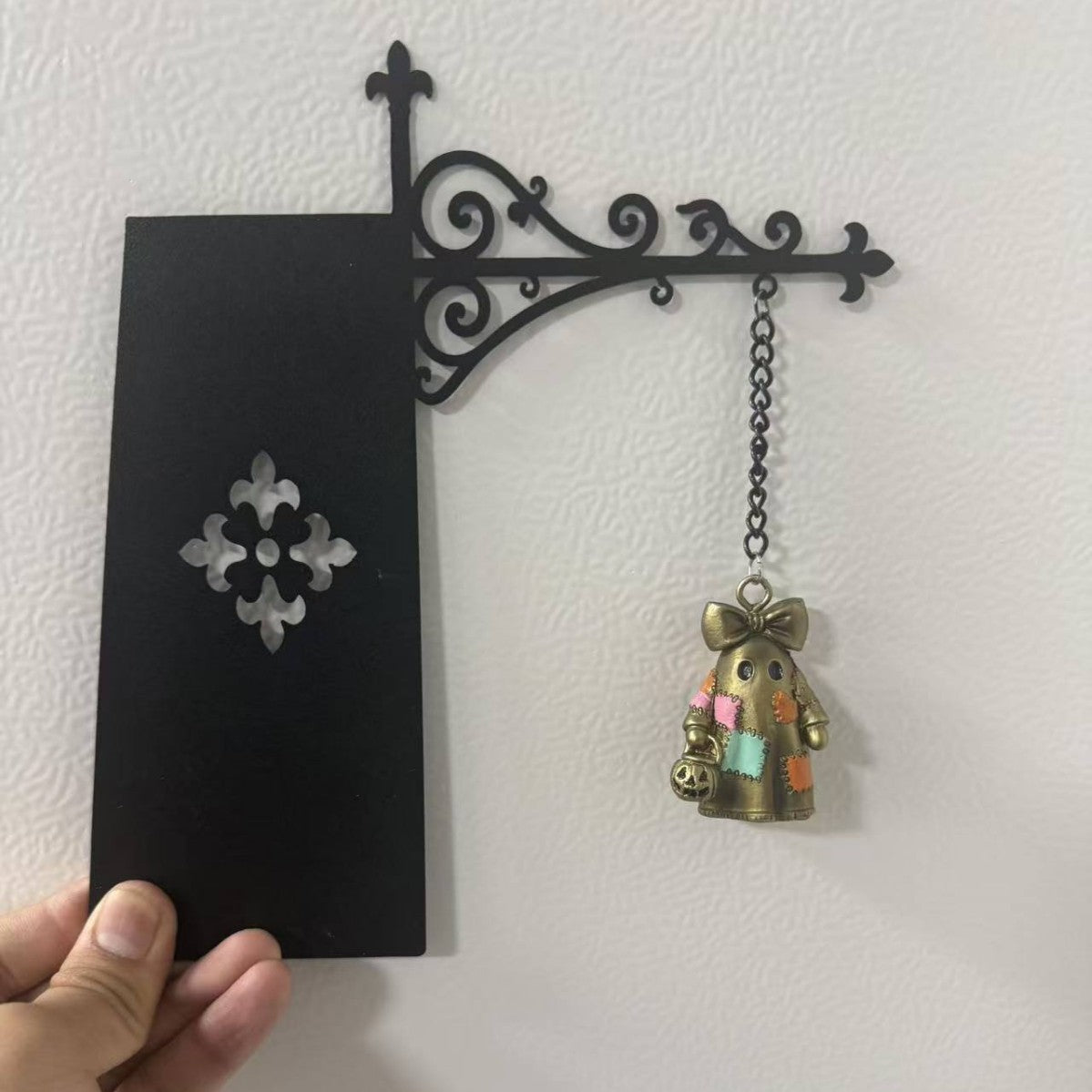 Decorative Bookshelf Lighting