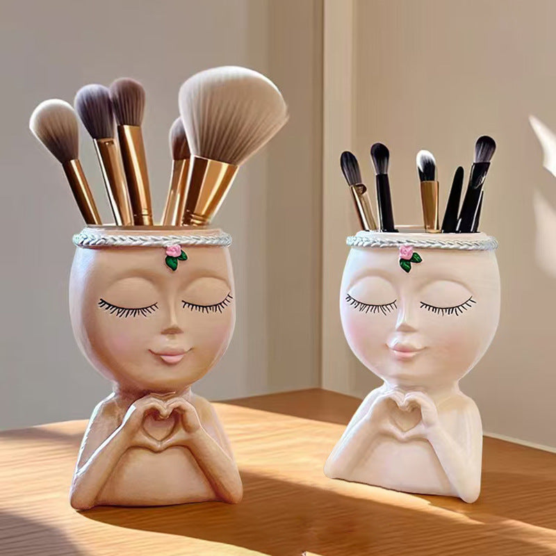 Decorative Desktop Pen Holder