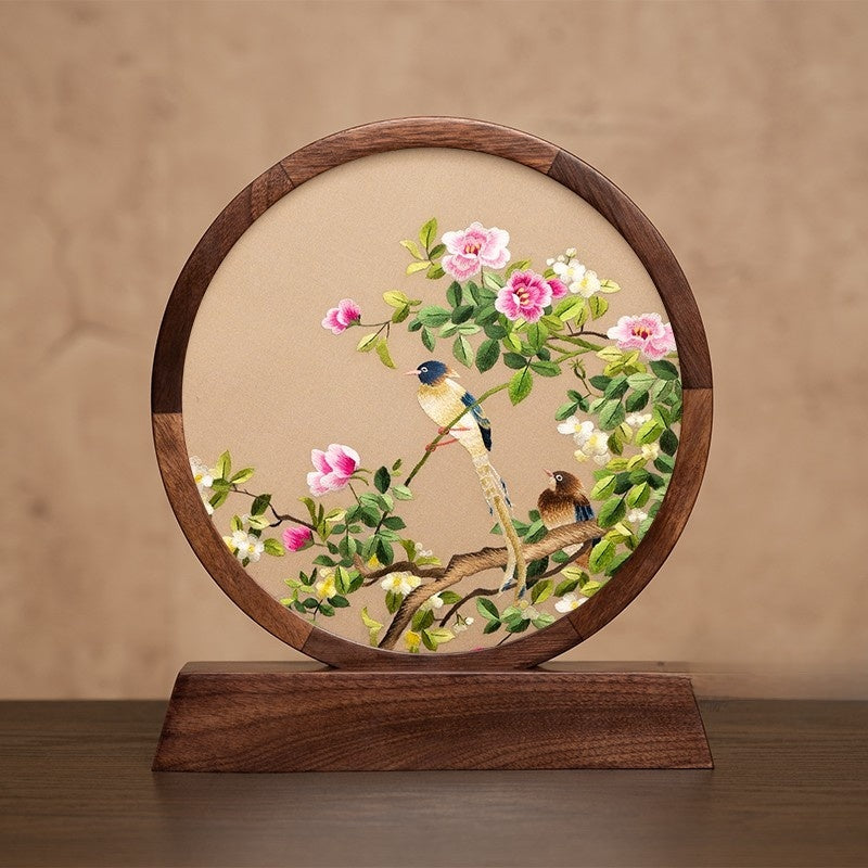Decorative embroidery