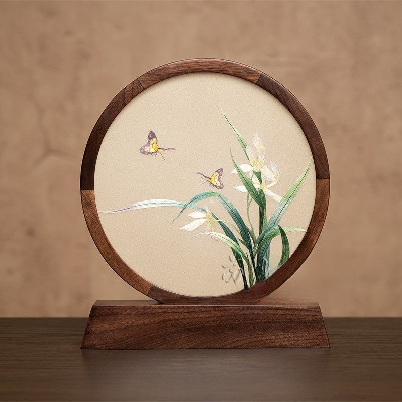 Decorative embroidery
