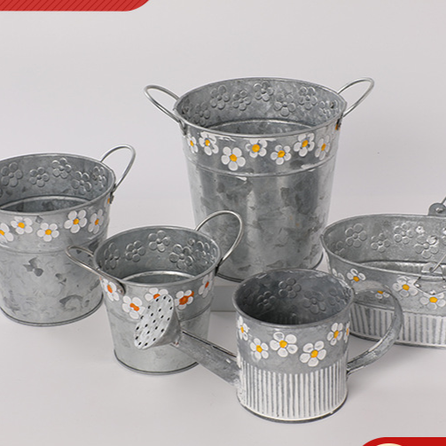 Decorative Wrought Iron Flowerpot