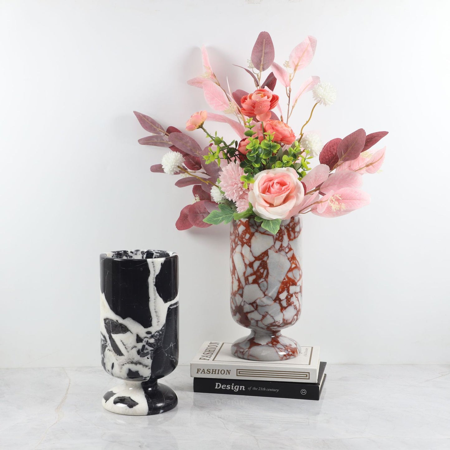 Desktop flower vase