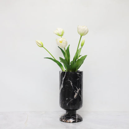Desktop flower vase