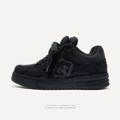 Destruction Aesthetic Low Top Casual Shoes