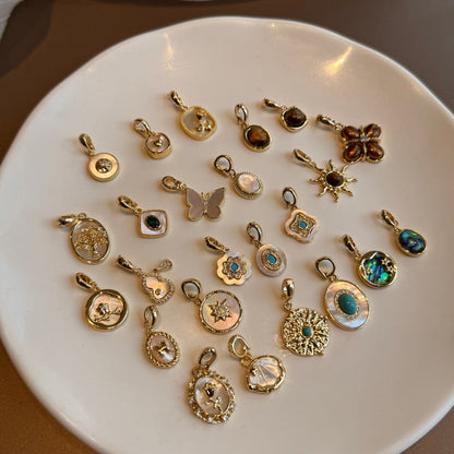 Detachable Pearl Necklace with Natural Stone Pendant