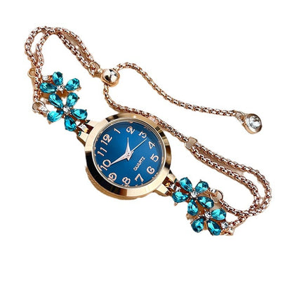 Diamond Flower Pull-out Bracelet Watch
