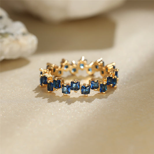 Diamond-set square zirconia ring