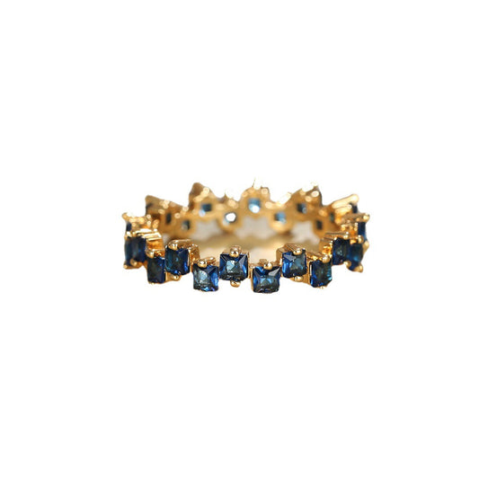 Diamond-set square zirconia ring