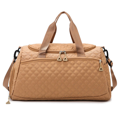 Diamond-shaped large-capacity fitness bag for exercise