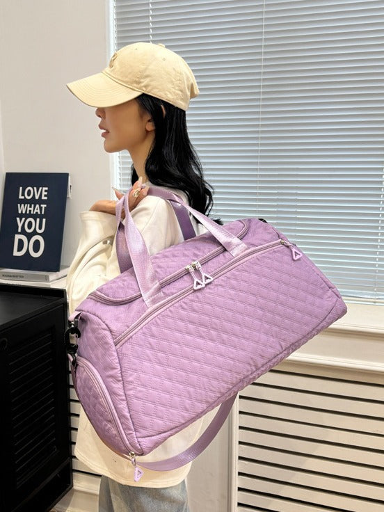 Diamond-shaped large-capacity fitness bag for exercise