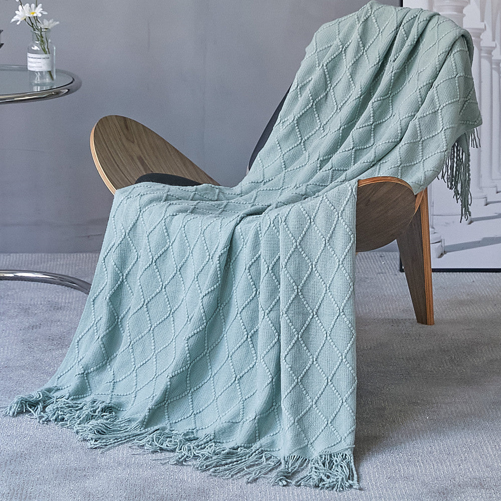 Diamond-shaped sofa blanket throw