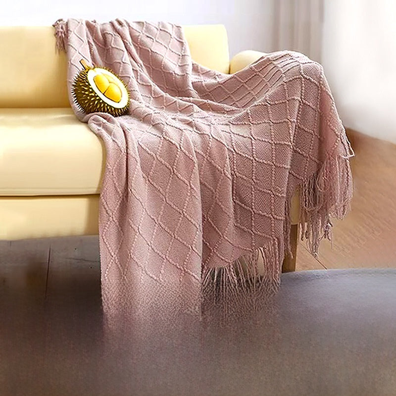 Diamond-shaped sofa blanket throw