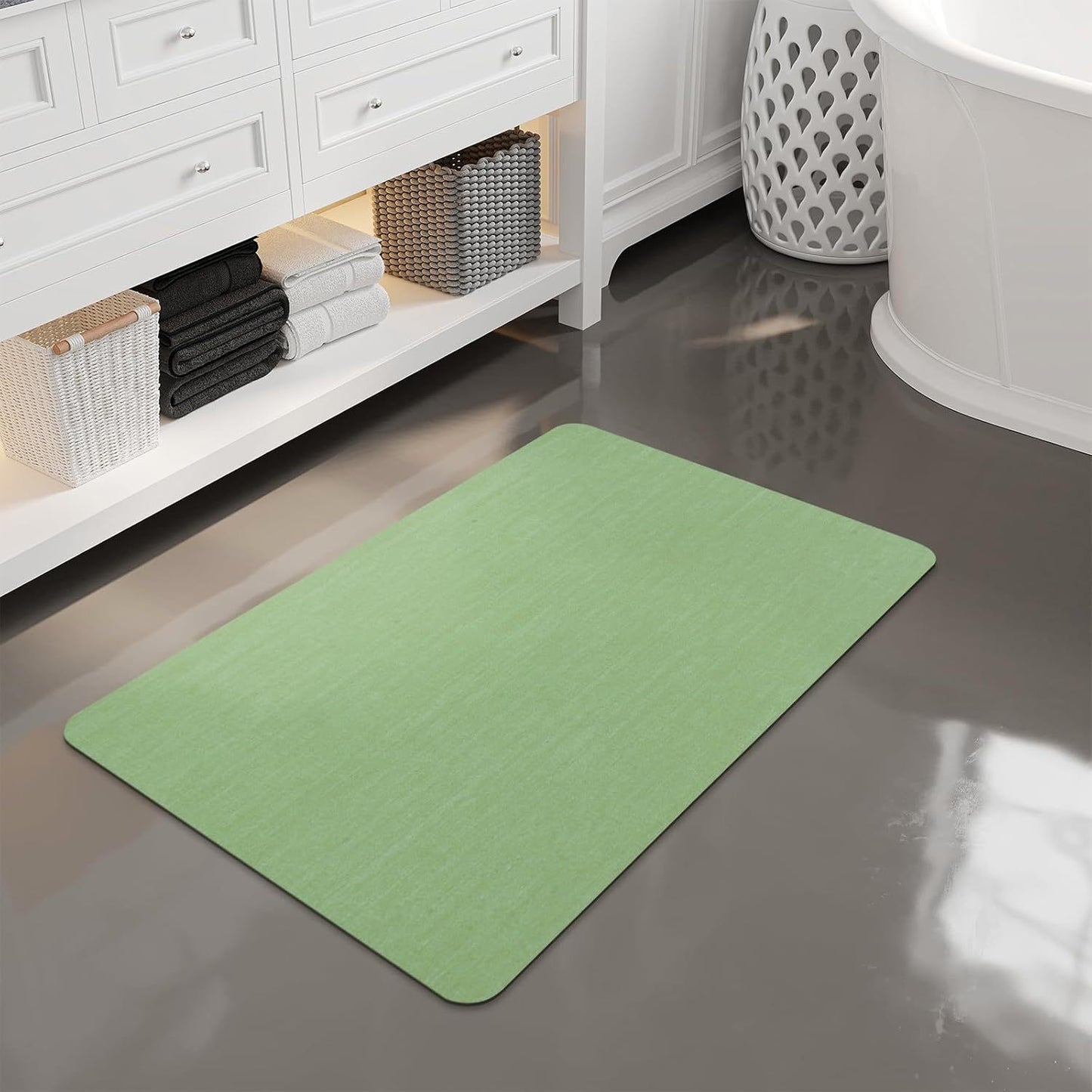 Diatom mud absorbent mat