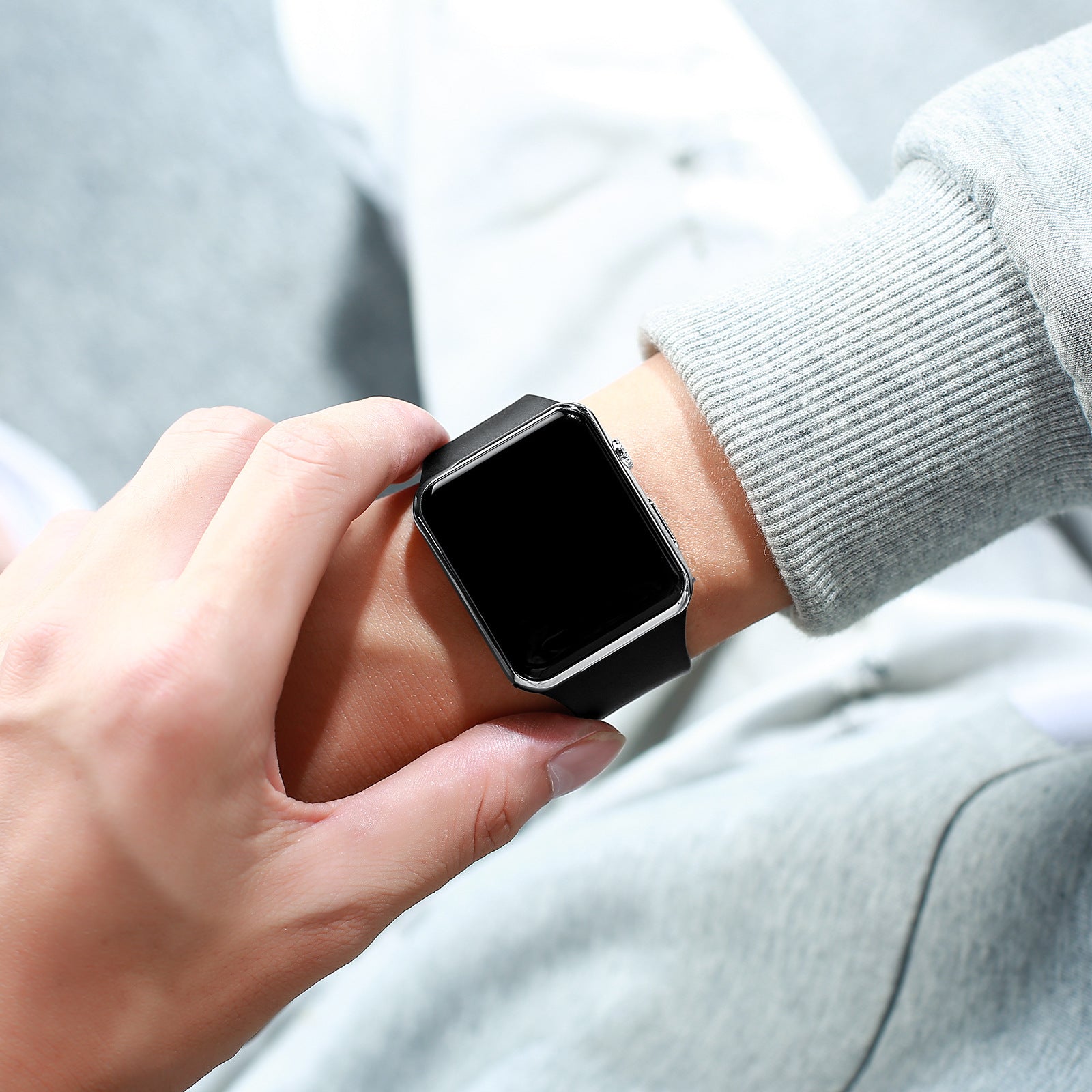 Digital electronic watch