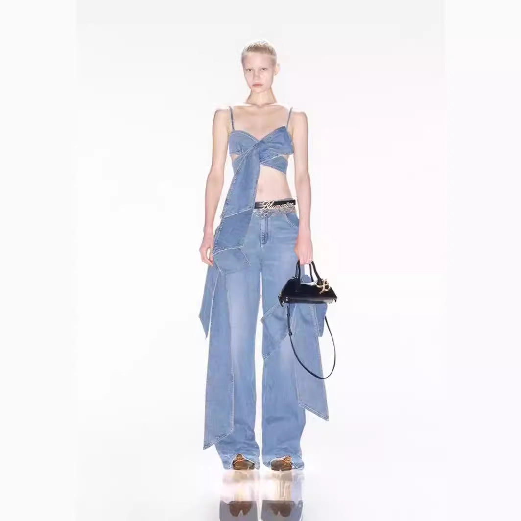 Distressed jeans set