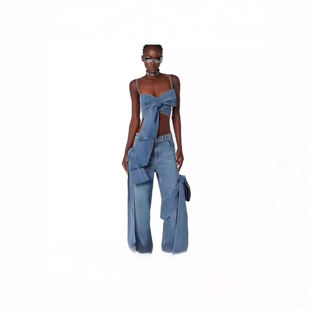 Distressed jeans set