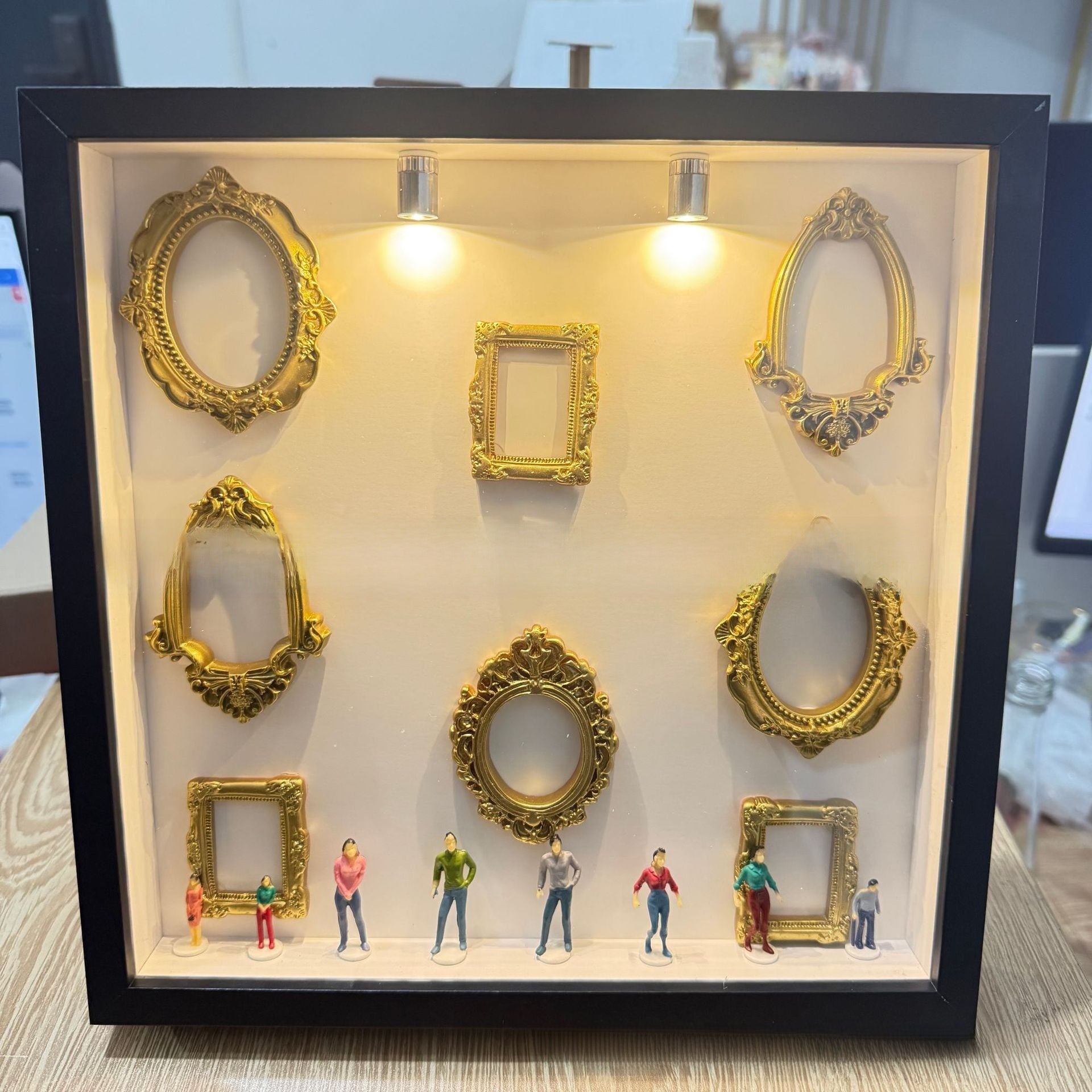 DIY Mini Museum Silhouette Box