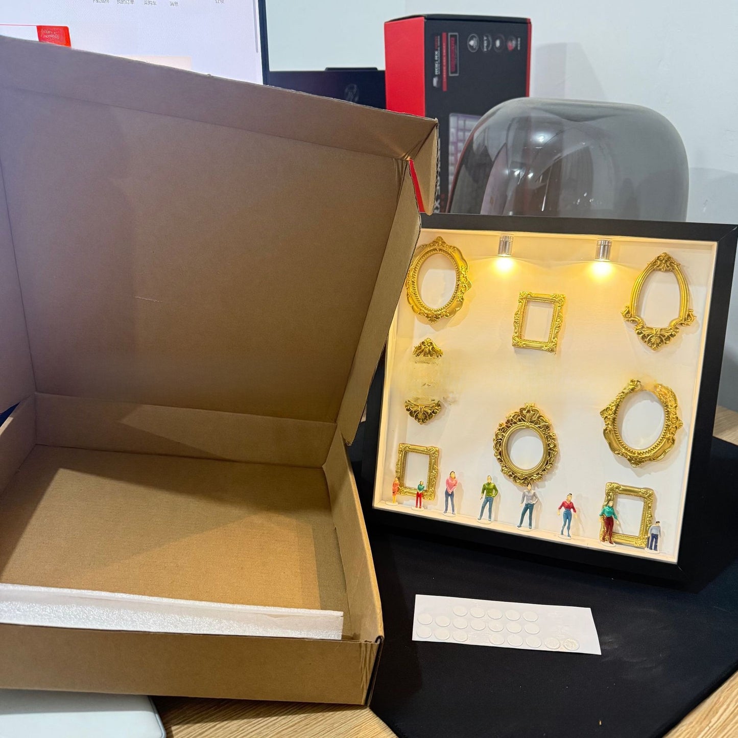 DIY Mini Museum Silhouette Box