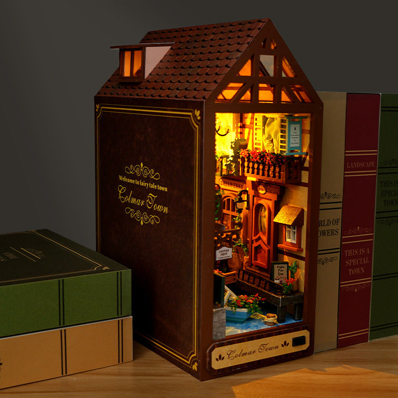 DIY small house handcrafted 3D pop-up book