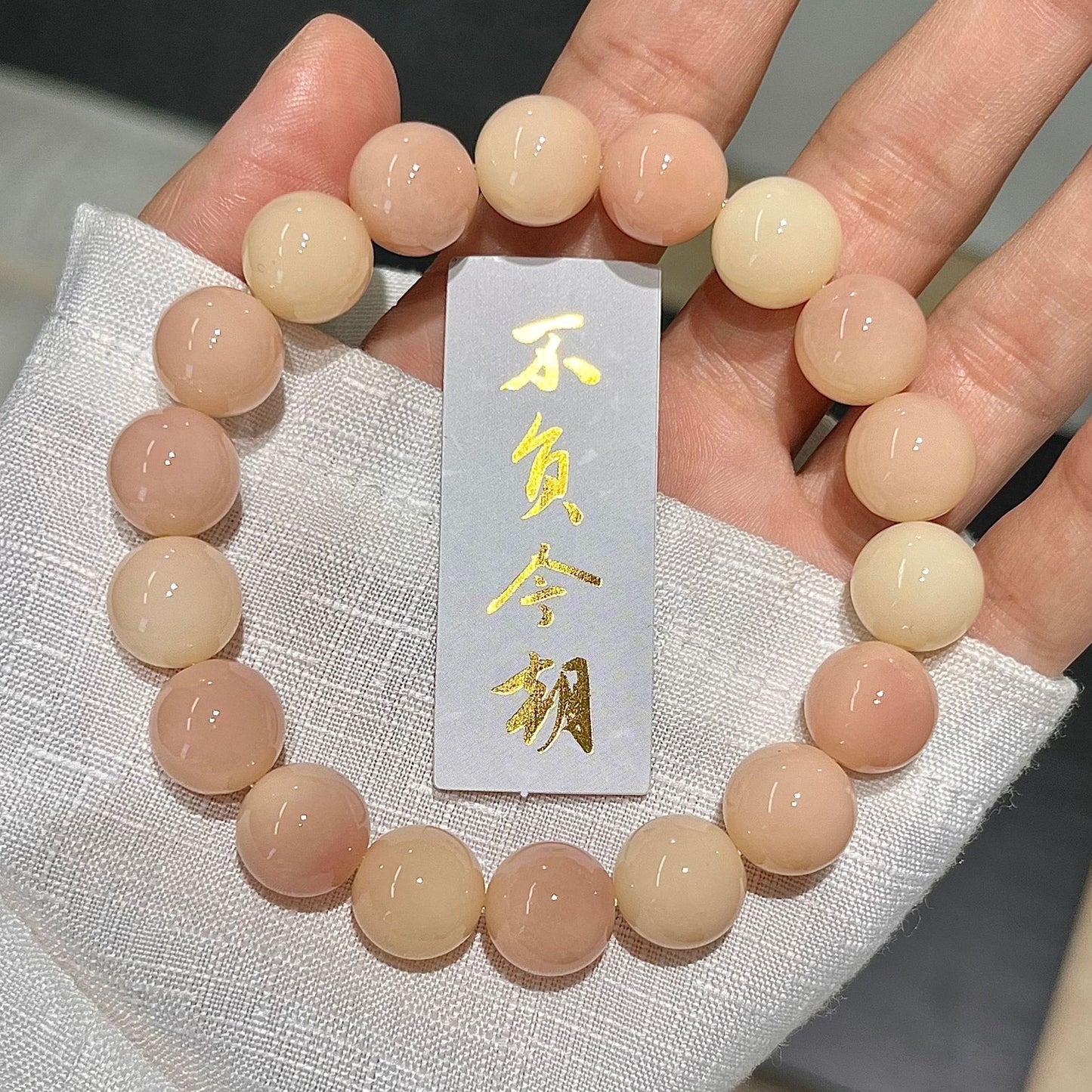 dizzy Rouge round beads Bodhi root bracelets