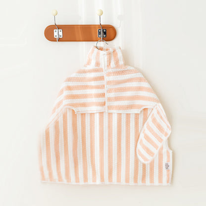 Dog bathrobe with thick padding and quick-drying property