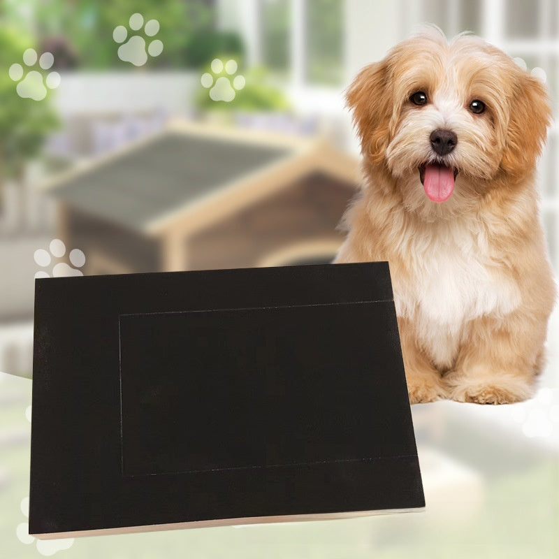 Dog scratching board