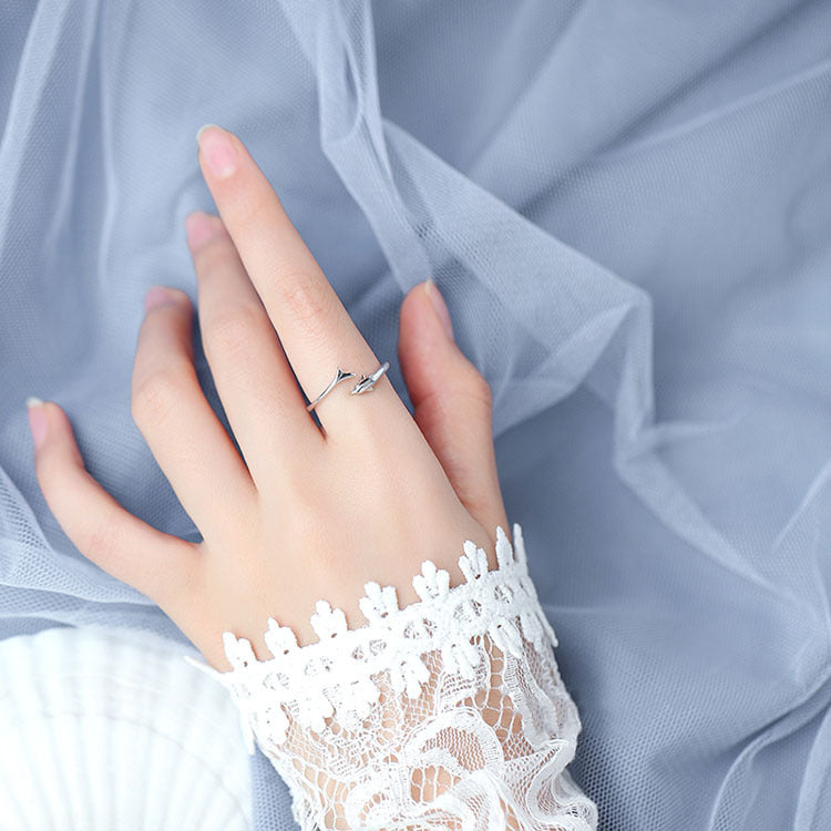 Dolphin Tail Adjustable Ring
