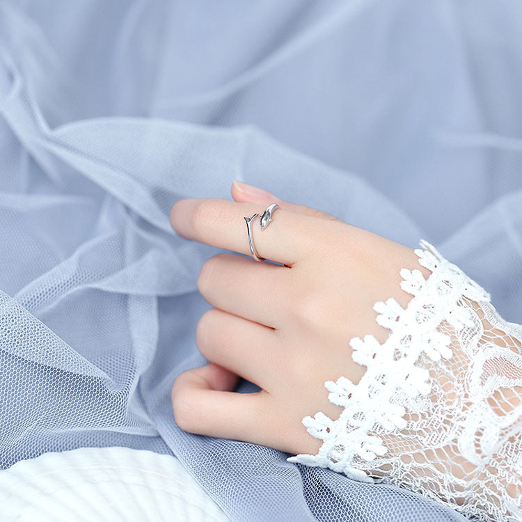 Dolphin Tail Adjustable Ring