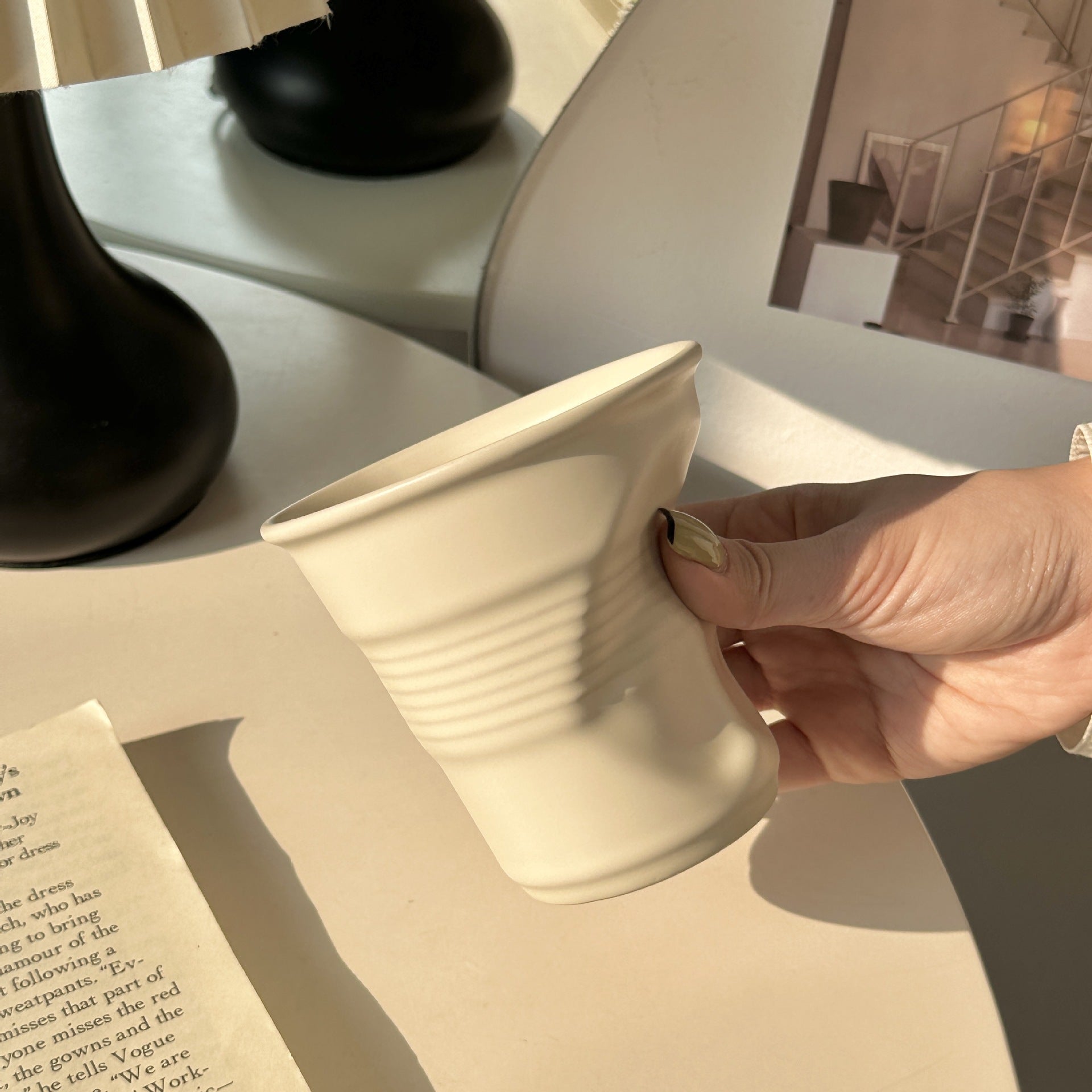 Dopamine-colored ceramic water cup