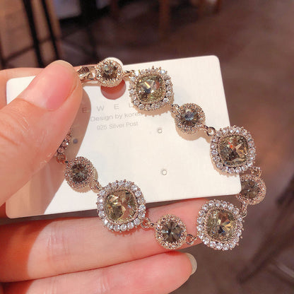 Dopamine Diamond-Encrusted Square Geometric Buckle Bracelet
