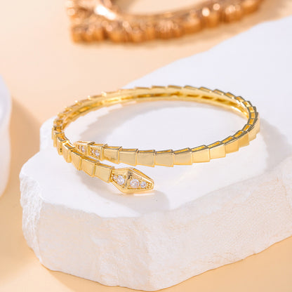 Double Circle Snake Bone Diamond Bracelet