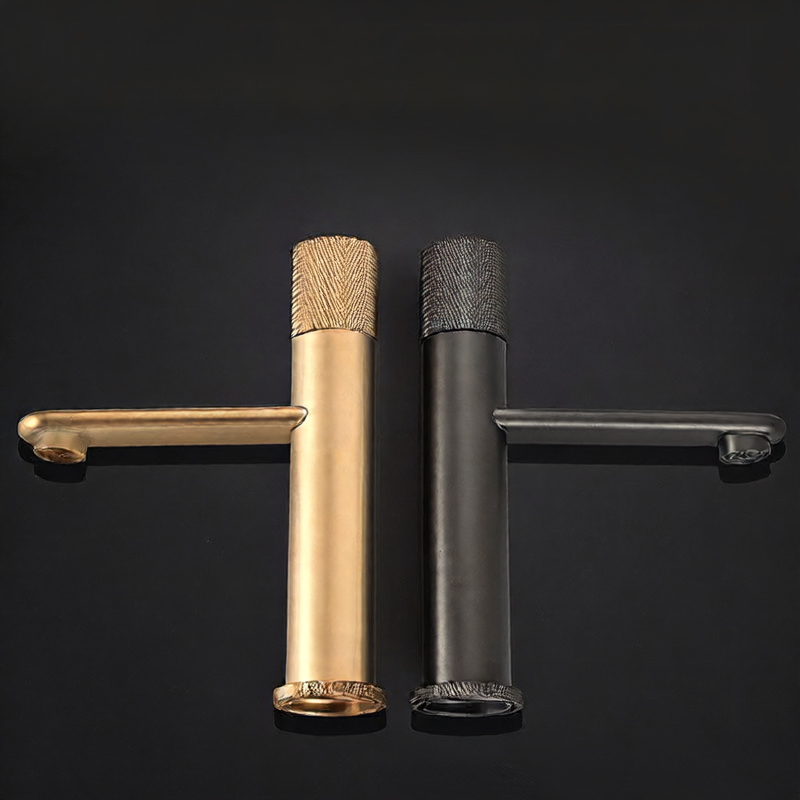 Double Handle Bathroom Sink Faucet with Ceramic Valve
