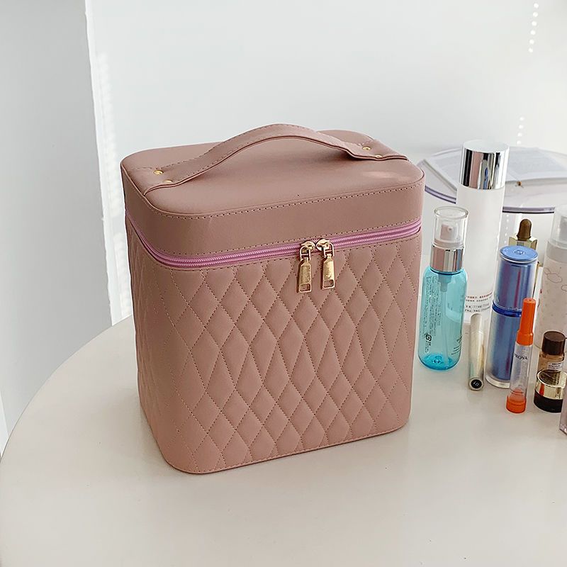 Double-layer cosmetic storage box