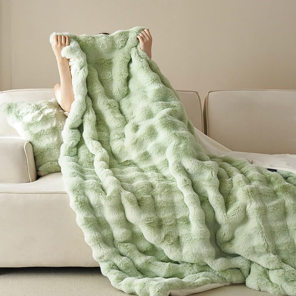 Double-Sided Velvet Fleece Blanket