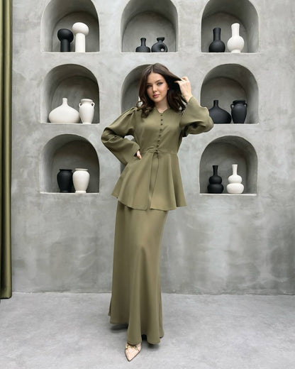 Dress (including a top and a skirt)